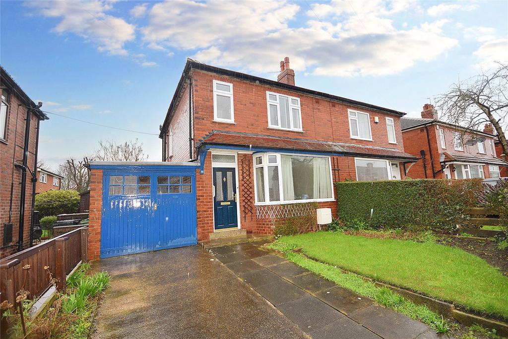 Oakwood Drive, Rothwell, Leeds, West... 3 bed semidetached house for