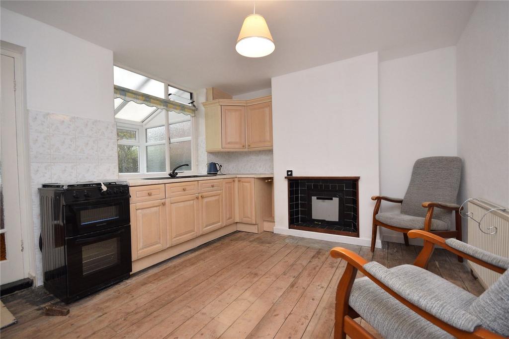 Oakwood Drive, Rothwell, Leeds, West... 3 bed semidetached house for