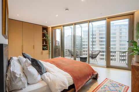 2 bedroom flat for sale, Canal Reach, London, N1C