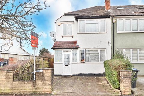 3 bedroom end of terrace house for sale, Cromwell Avenue, New Malden