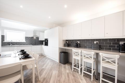 Studio to rent, 53 Crown Street, CM14