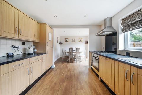 4 bedroom end of terrace house for sale, Cliffords, Cricklade, Swindon, Wiltshire, SN6