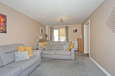 3 bedroom semi-detached house for sale, Spinel Close, Sittingbourne, ME10