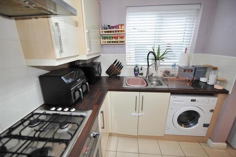 3 Mariners Way, Irlam, Manchester, M44 6GN