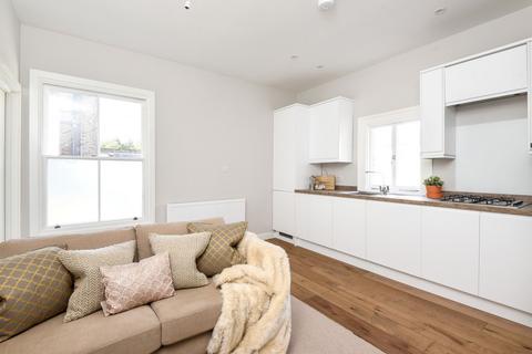 1 bedroom flat for sale, Fentiman Road, Vauxhall, London, SW8