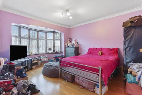 3 bedroom semi-detached house for sale, Lyndhurst Avenue, London