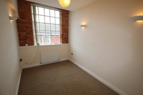2 bedroom flat to rent, King Street, Kettering, NN16