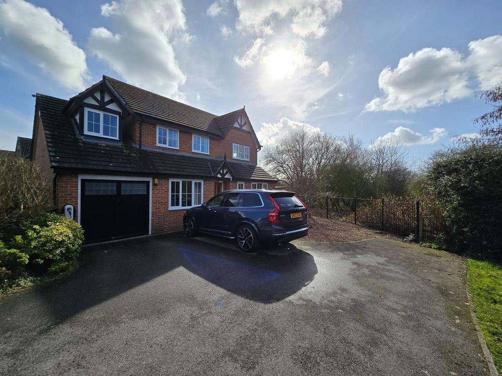 Fields, Wheelock, Sandbach, CW11 4 bed detached house for sale