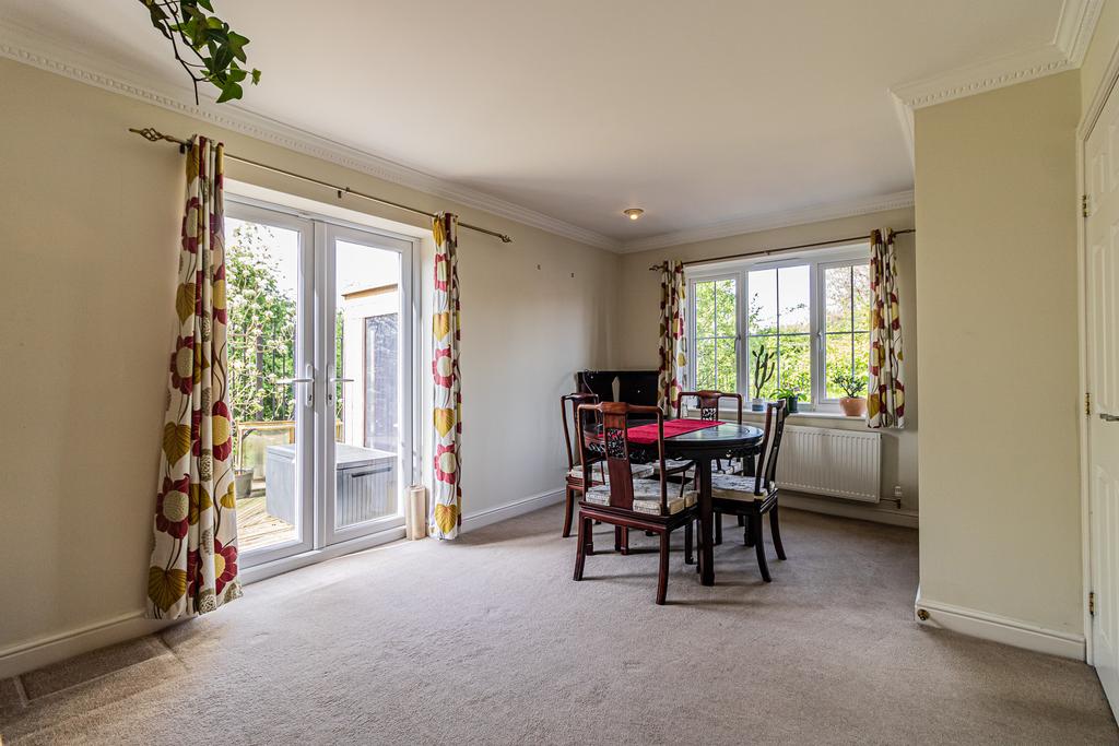 Fields, Wheelock, Sandbach, CW11 4 bed detached house £475,000