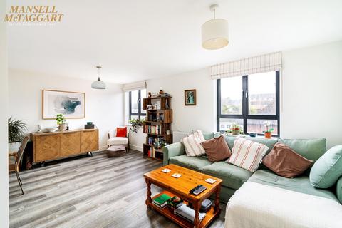 Flat E, 1 Downs View Road, Hassocks, BN6 8FL