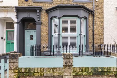 3 bedroom terraced house for sale, Lockhurst Street, London, E5