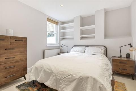 3 bedroom maisonette for sale, Lockhurst Street, London, E5