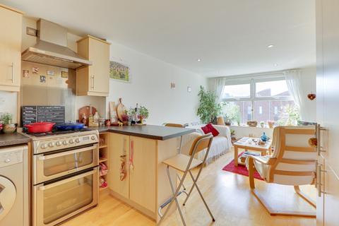 1 bedroom apartment for sale, Hampshire Terrace, Southsea