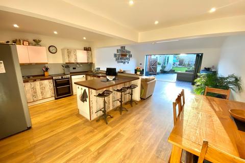 4 bedroom detached house for sale, West End, Southampton