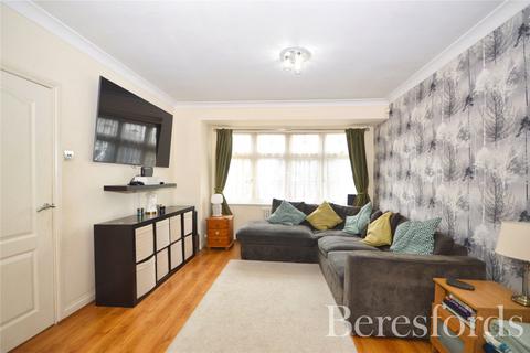 54 Heather Way, Romford, RM1 4TA