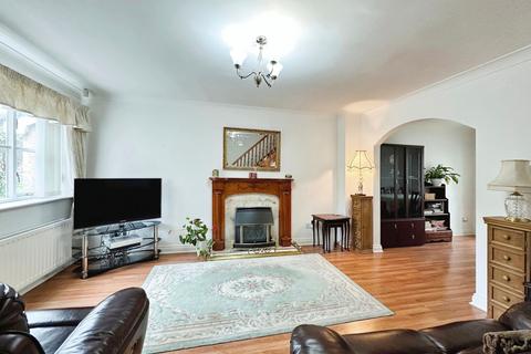3 bedroom terraced house for sale, Hope Park Close, Prestwich, M25