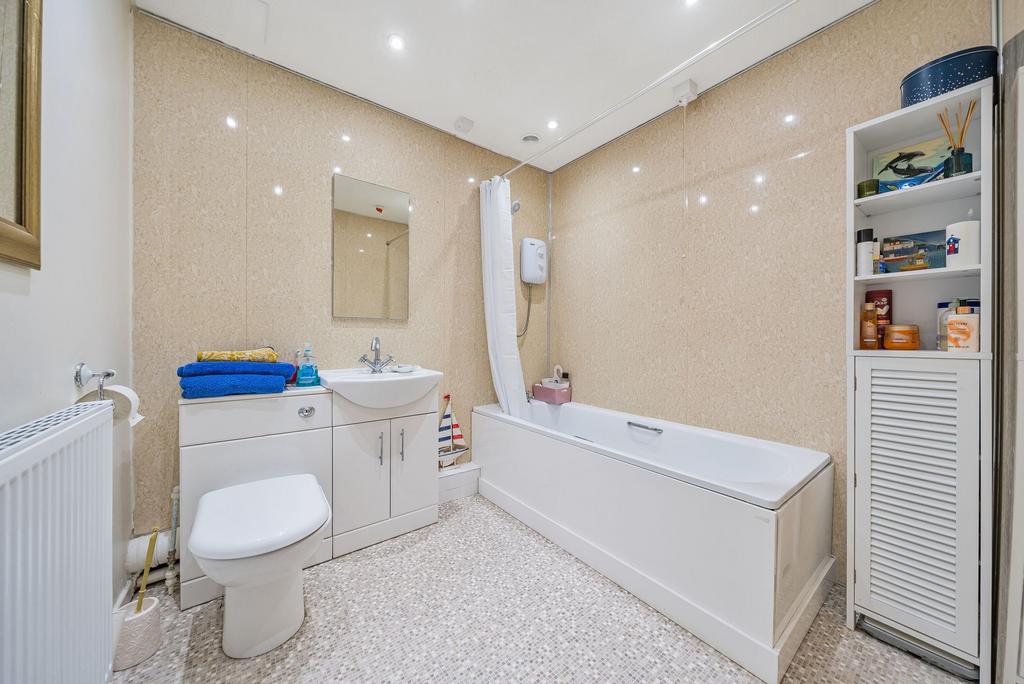 Bathroom (1)