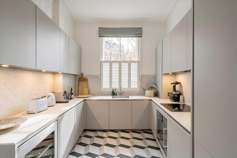 2 bedroom apartment for sale, Cadogan Gardens, Chelsea, London, SW3