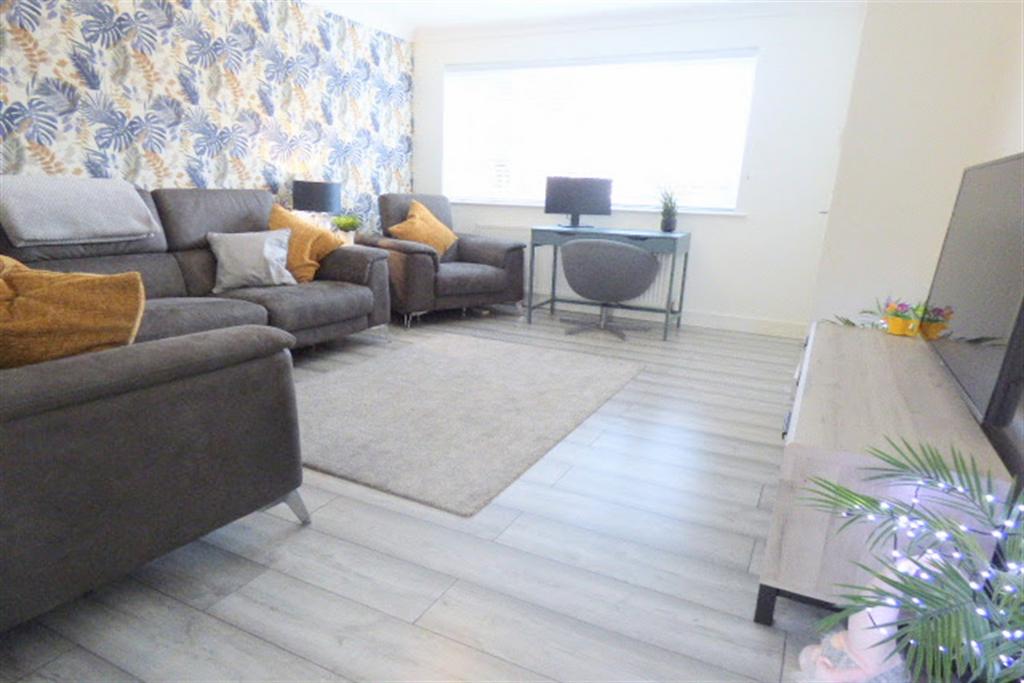 Beechwood, Runcorn WA7 3 bed house for sale £199,950