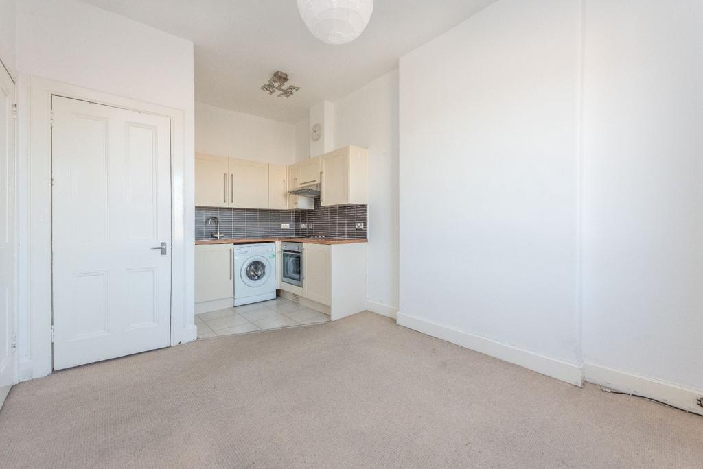 3 (3F2) Yardheads, Leith, Edinburgh, EH6 1 bed flat for sale £155,000