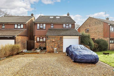 5 bedroom detached house for sale, Johnson Drive, Burgess Hill, RH15