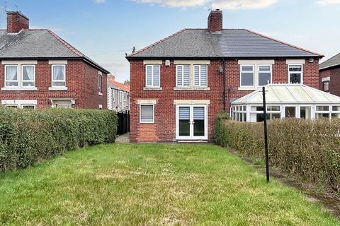 3 bedroom semi-detached house for sale - Park Road, Lynemouth, Morpeth, Northumberland, NE61 5XJ
