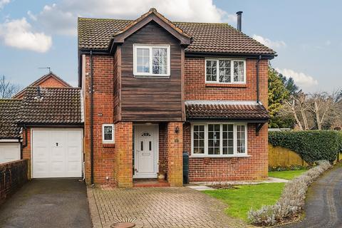 4 bedroom detached house for sale, Waverley Drive, South Wonston, Winchester, Hampshire, SO21