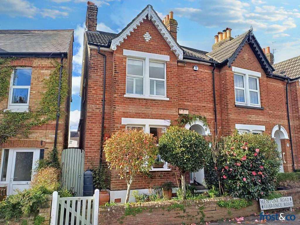 Clarence Road, Lower Parkstone, Poole, Dorset, BH14 2 bed end of