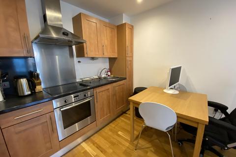1 bedroom flat to rent - East Street, Leeds, UK, LS9