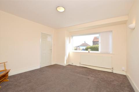 3 bedroom semi-detached house for sale, Farfield Drive, Farsley, Pudsey, Leeds