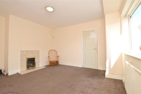 3 bedroom semi-detached house for sale, Farfield Drive, Farsley, Pudsey, Leeds