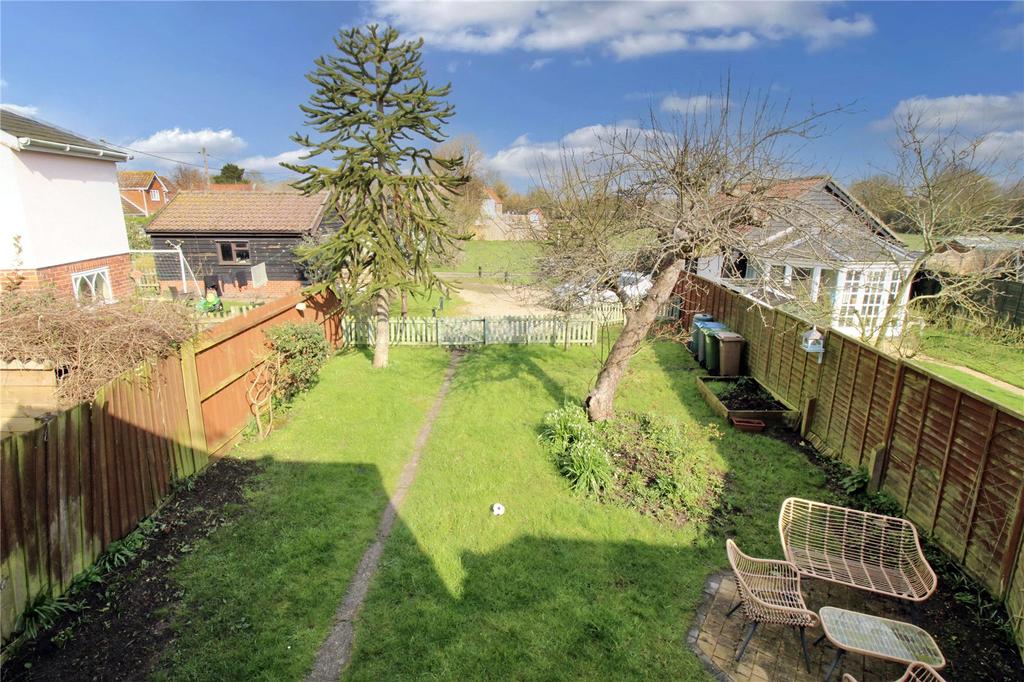 Bredfield, Woodbridge, Suffolk, IP13 3 bed semidetached house for sale