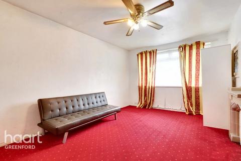 2 bedroom maisonette for sale, Longford Avenue, London