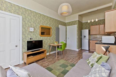 2 bedroom flat to rent - 11, Viewforth Square, Edinburgh, EH10 4LW