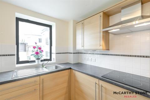 1 bedroom apartment for sale, Jenner Court, St. Georges Road, Cheltenham, Gloucerstershire, GL50 3ER