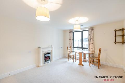 1 bedroom apartment for sale, Jenner Court, St. Georges Road, Cheltenham, Gloucerstershire, GL50 3ER