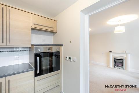 1 bedroom apartment for sale, Jenner Court, St. Georges Road, Cheltenham, Gloucerstershire, GL50 3ER