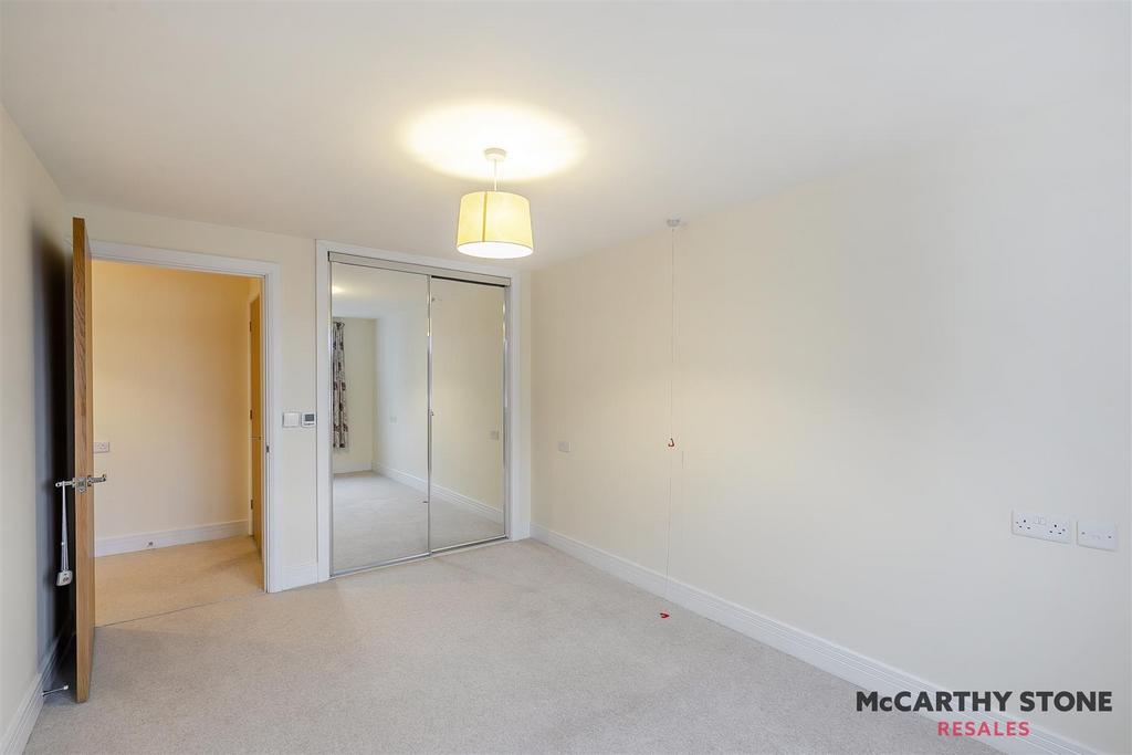 8586516-interior03.jpg