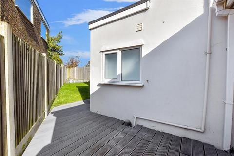 3 Afghan Road, Broadstairs, CT10 3DT