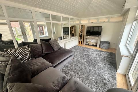 12 Fuchsia Close, Priorslee, Telford, TF2 9PG