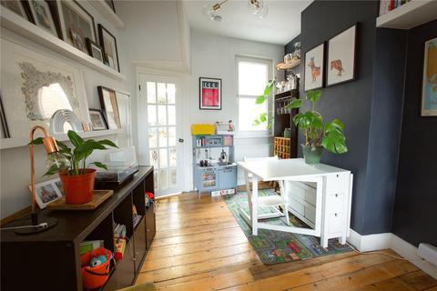 30 Scrooby Street, London, SE6 4JB
