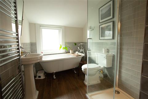 30 Scrooby Street, London, SE6 4JB