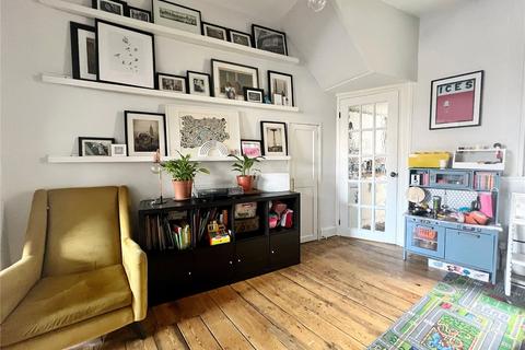 30 Scrooby Street, London, SE6 4JB