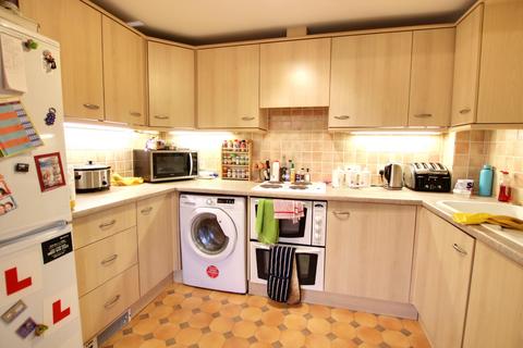 2 bedroom flat for sale, Northlands Road, Southampton