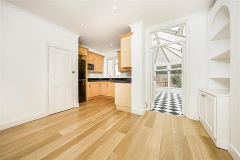 4 bedroom terraced house for sale, Durnsford Avenue, Wimbledon Park