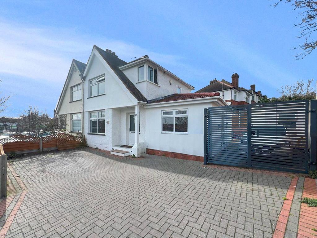 Duncroft, Plumstead, London, SE18 3 bed semidetached house for sale