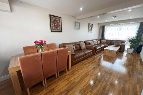 80 Duncroft, London, SE18 2JA
