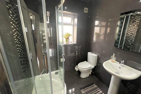 80 Duncroft, London, SE18 2JA