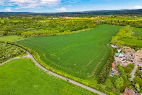 Farm land for sale, Gravelly Ways, Laddingford ME18