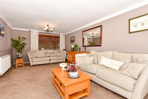 1 Chestnut Lane, Vigo, Gravesend, DA13 0TB